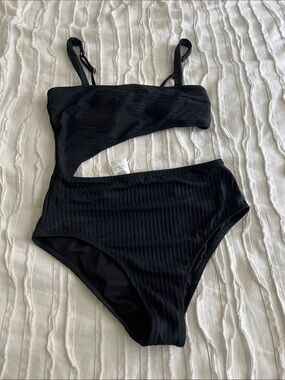 Shade & Shore Black Ribbed Cutout One-Piece Swimsuit